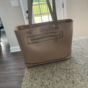Michael Kors Shell Pink Laptop Leather Tote